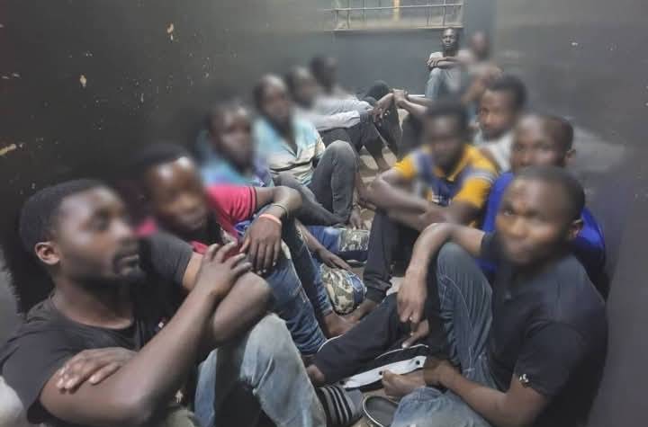 65 Suspected Criminals Arrested in City Police Swoop