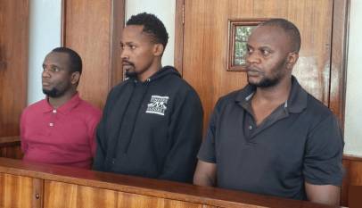 Three Remanded for Aiding Full Figure Attacker to Escape