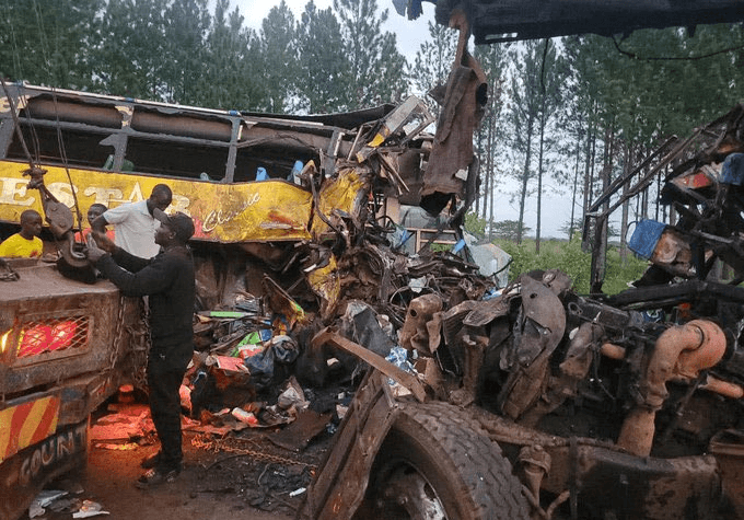Museveni Offers UGX 5m to Families of Kiryandongo Accident Dead