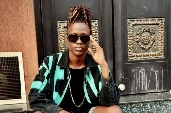 Victoria University Vice Chancellor Gifts Plot of Land to Nandor Love