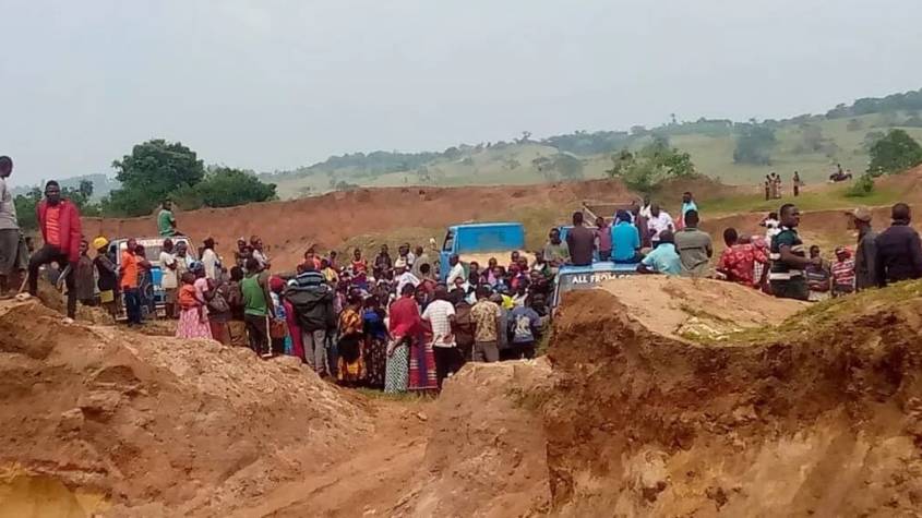 Two Buried Alive at Sand Quarry