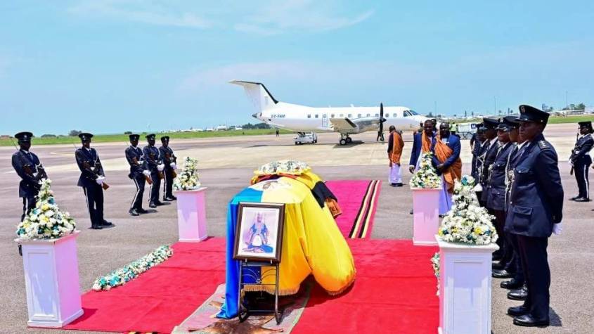 Tooro's Prime Minister demands calm in the face of the succession dispute.