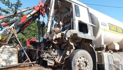 Four Dead, in Gateway Bus-Fuel Tanker Collision